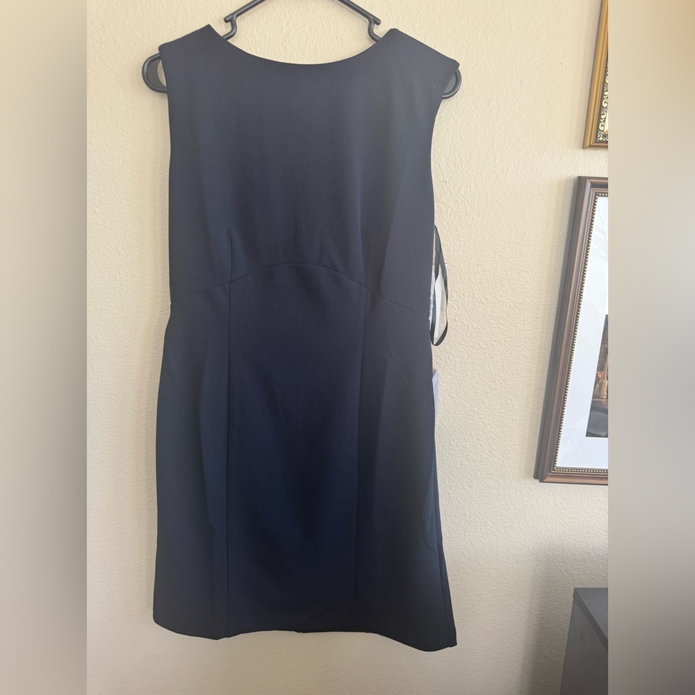 NEVER WORN Donna Morgan Classic Navy Mini Dress